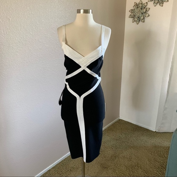 Bebe NWT Color Block Very Stretchy Body-con Dress - Picture 4 of 12